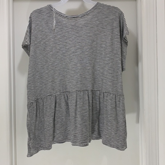 🌹🌹🌹Women's Plus Size Peplum T-Shirt.1X - Picture 3 of 6